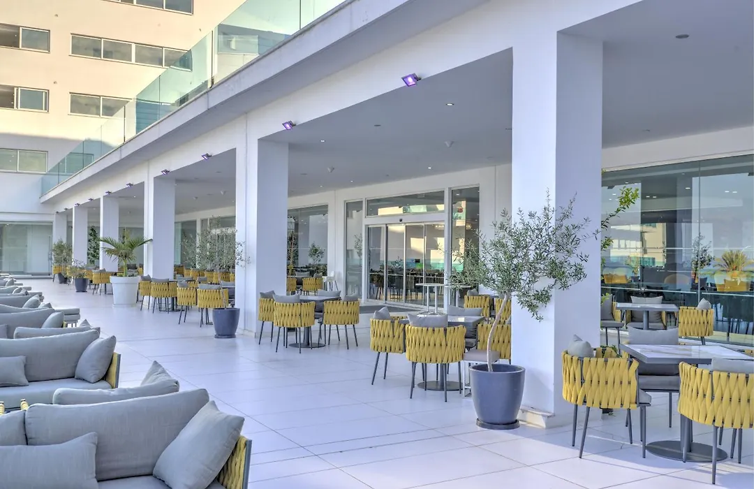 King Evelthon Beach Hotel & Resort-1